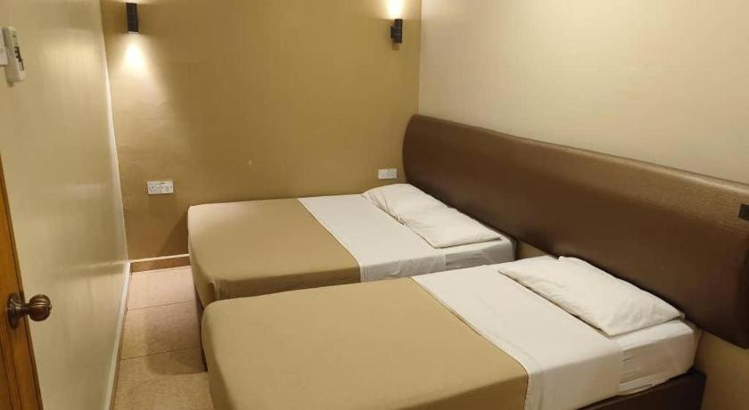The Pines Hotel Kampung Kuala Terla Εξωτερικό φωτογραφία